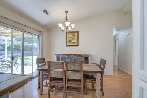 2969 Tropicana Ct, Redding, CA 96003 photo 9