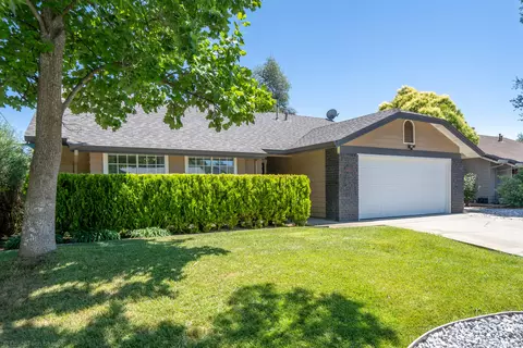 2511 Ishi Dr, Redding, CA 96002