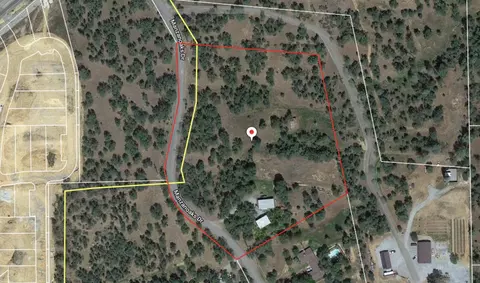 12401 Manzanoaks Dr, Redding, CA 96002 photo 20