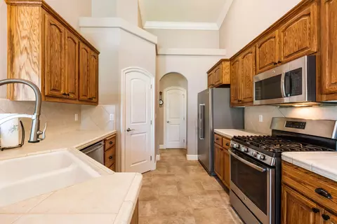 525 El Mango Dr, Redding, CA 96003 photo 9