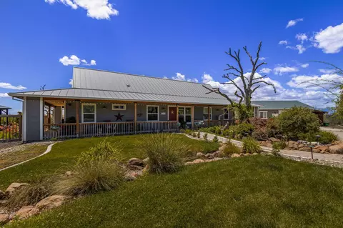 23950 Sunnyslope Dr, Millville, CA 96062