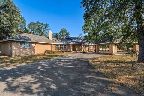 10803 Rogmar Dr, Palo Cedro, CA 96073