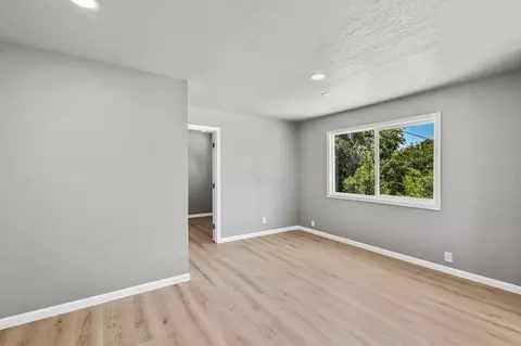 3710 Bechelli Ln, Redding, CA 96002 photo 11