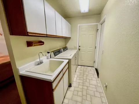 740 Oregon St, Weed, CA 96094 photo 16