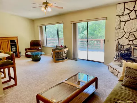 740 Oregon St, Weed, CA 96094 photo 2