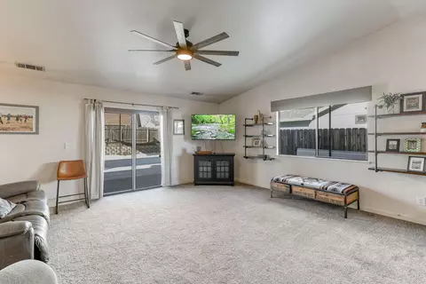 1750 Sterling Dr, Redding, CA 96003 photo 10