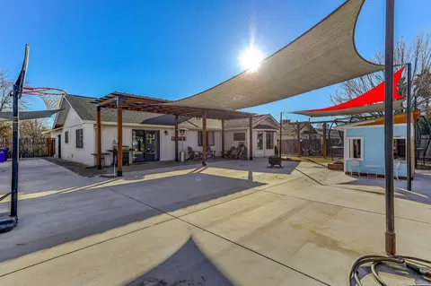 1750 Sterling Dr, Redding, CA 96003 photo 33