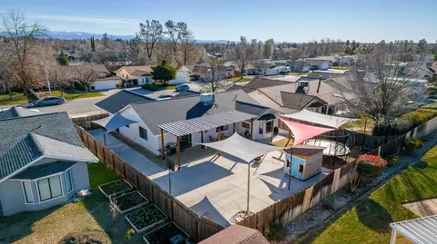 1750 Sterling Dr, Redding, CA 96003 photo 51