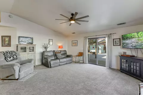 1750 Sterling Dr, Redding, CA 96003 photo 7