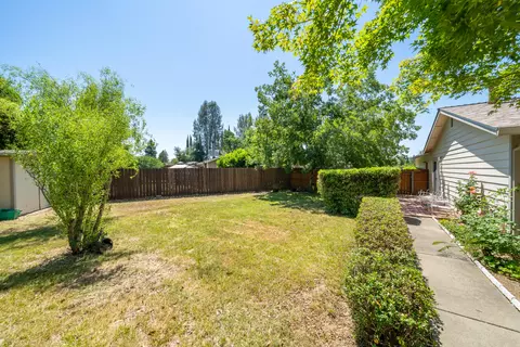 488 Tourmaline Way, Redding, CA 96003 photo 22