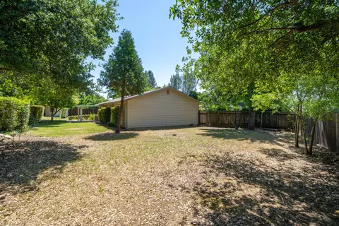 488 Tourmaline Way, Redding, CA 96003 photo 29
