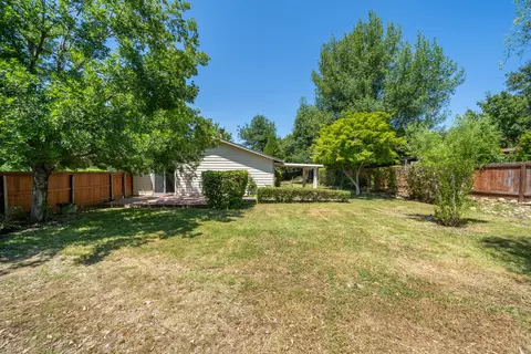 488 Tourmaline Way, Redding, CA 96003 photo 21