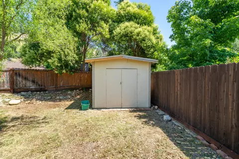 488 Tourmaline Way, Redding, CA 96003 photo 23
