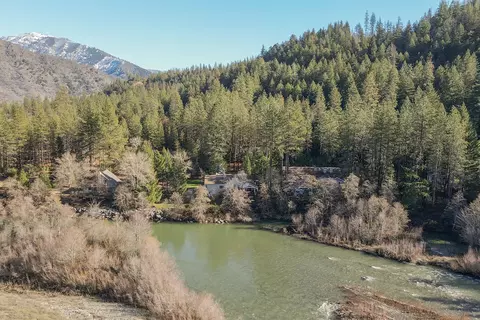 134 Chimariko Rd, Junction City, CA 96048 photo 7
