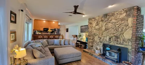 4759 Alta Camino Dr, Redding, CA 96002 photo 6