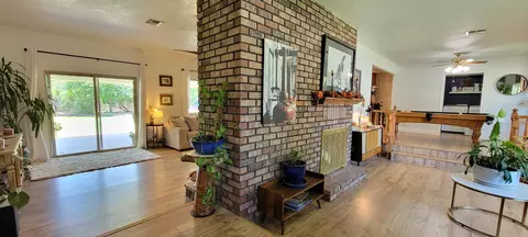 4759 Alta Camino Dr, Redding, CA 96002 photo 4
