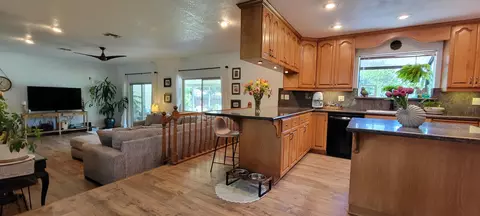 4759 Alta Camino Dr, Redding, CA 96002 photo 18