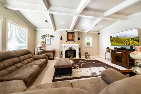 1888 Forest Glen Ct, Redding, CA 96002 photo 3