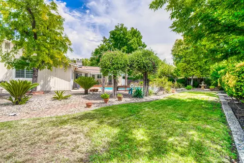 1888 Forest Glen Ct, Redding, CA 96002 photo 23