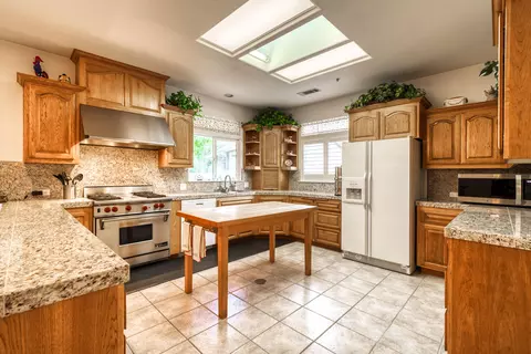 4012 Calliope Ct, Redding, CA 96002 photo 12