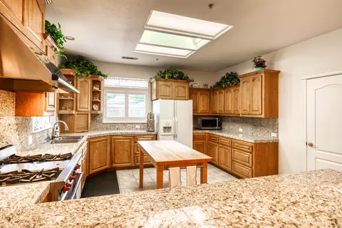 4012 Calliope Ct, Redding, CA 96002 photo 13