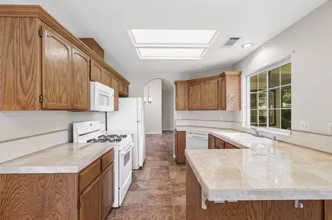 253 Yolla Bolly Trl, Redding, CA 96003 photo 7