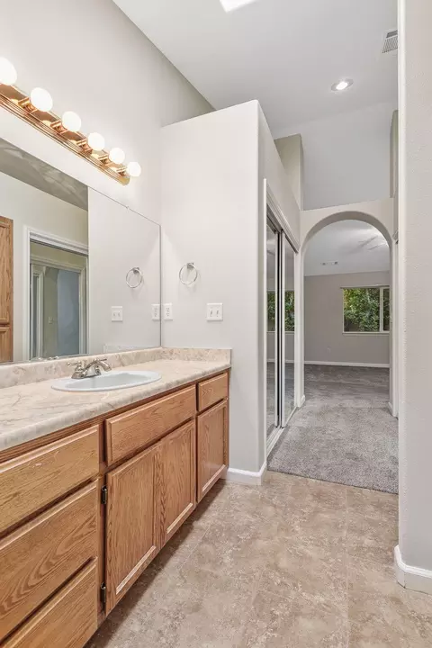 253 Yolla Bolly Trl, Redding, CA 96003 photo 34