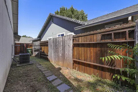 253 Yolla Bolly Trl, Redding, CA 96003 photo 53