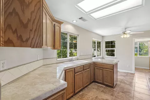 253 Yolla Bolly Trl, Redding, CA 96003 photo 6