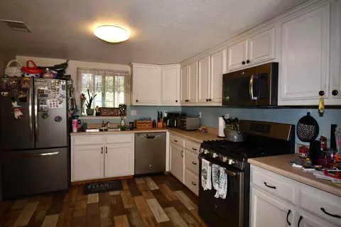 36901 Holly Ave, Burney, CA 96013 photo 12