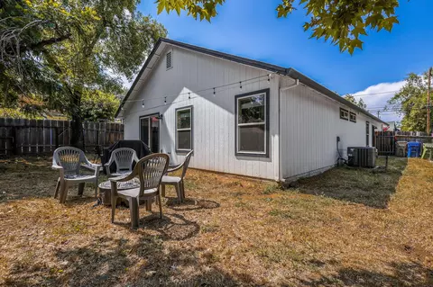 1835 Grandview Ave, Redding, CA 96001 photo 27