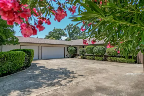1888 Cameo Ct, Redding, CA 96002 photo 3