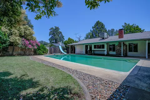 1888 Cameo Ct, Redding, CA 96002 photo 15