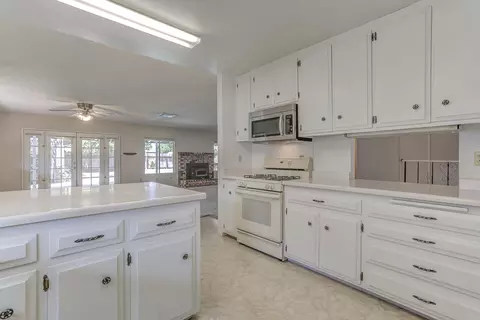 1888 Cameo Ct, Redding, CA 96002 photo 30