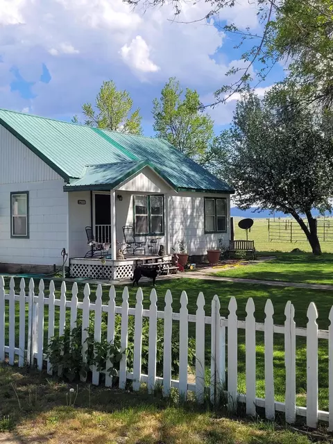 707 S Main St, Adin, CA 96006
