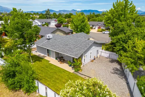 739 Covey Ct, Redding, CA 96003 photo 19