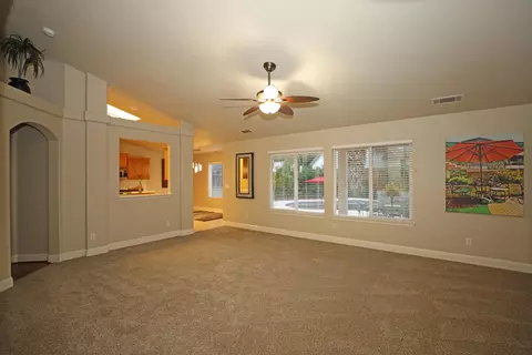 4908 Elk Creek Dr, Redding, CA 96002 photo 2