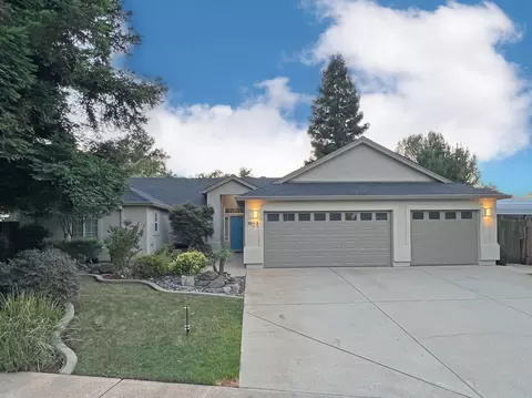 4908 Elk Creek Dr, Redding, CA 96002