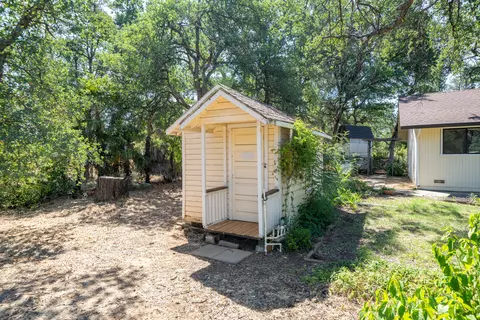 Undisclosed, Redding, CA 96001 photo 57