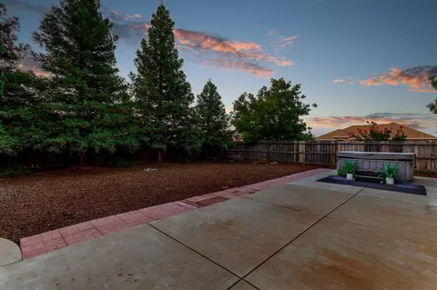 3695 Laver Ct, Redding, CA 96002 photo 32