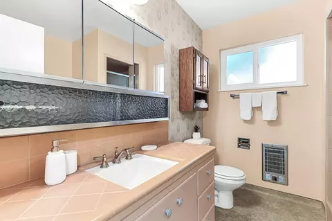 655 Lincoln St, Redding, CA 96001 photo 23