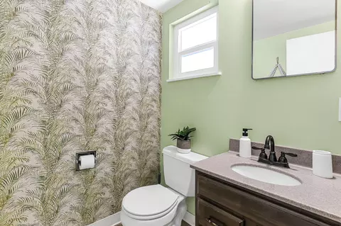 655 Lincoln St, Redding, CA 96001 photo 21