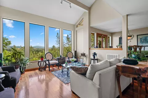 16655 Record Ln, Redding, CA 96001 photo 8
