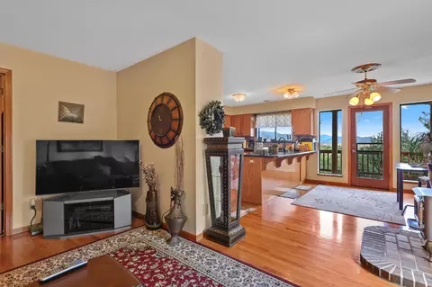 16655 Record Ln, Redding, CA 96001 photo 10