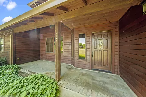 525 Paynes Creek Rd, Red Bluff, CA 96080 photo 3