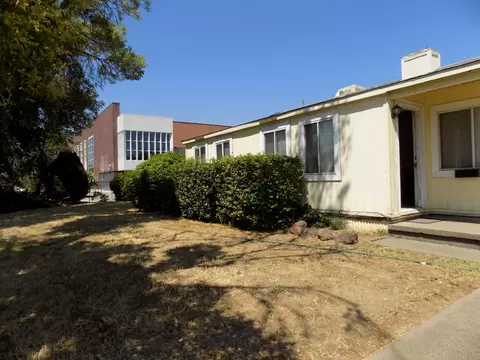 1720 Walnut St, Red Bluff, CA 96080 photo 3