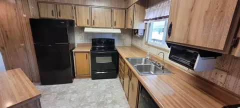 3221 Jordan Ln, Redding, CA 96003 photo 3