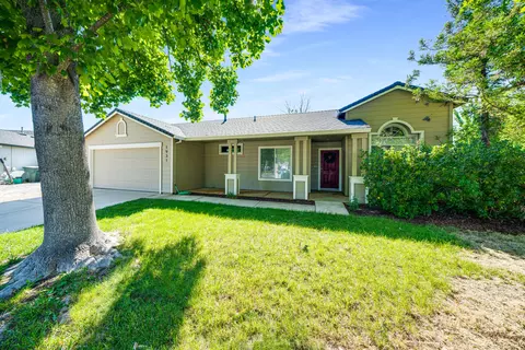 1931 Alexis Ct, Redding, CA 96002 photo 2