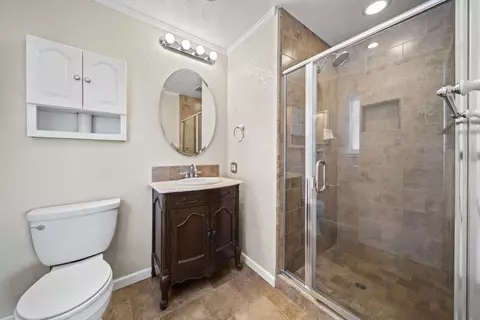 545 Estate St, Redding, CA 96002 photo 13