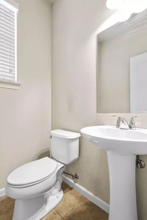 2143 Tuscany Way, Redding, CA 96003 photo 29